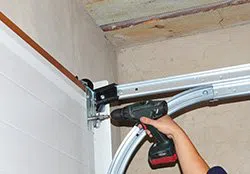 Metro Garage Door Repair Service Newport Beach, CA 949-444-5738 - installation-side